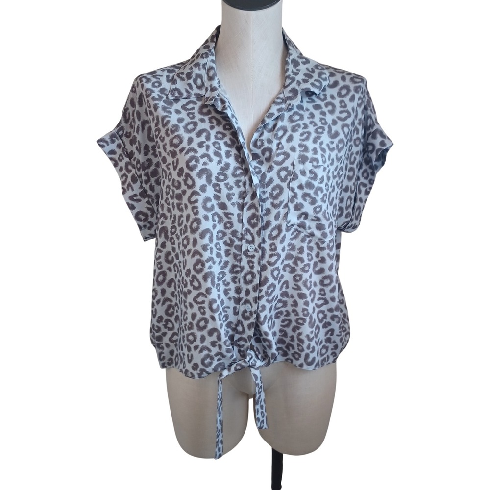 Fate Womens Leopard Print Short Sleeve Button Down Front Tie Blouse Grey Medium